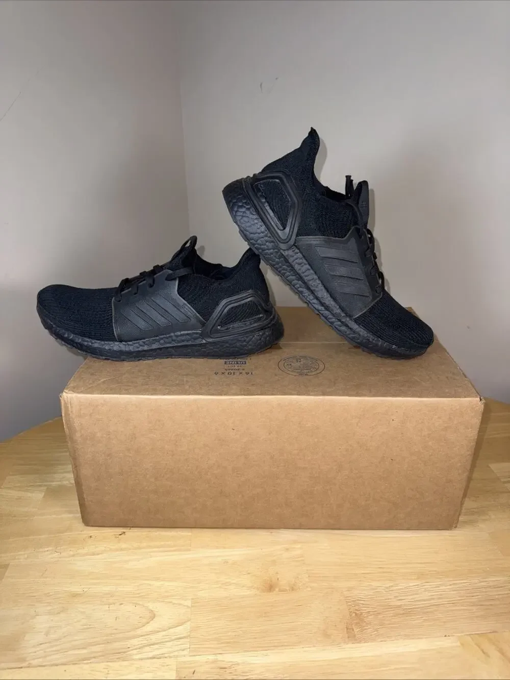 Adidas Ultraboost 19 Athletic Sneaker Running Shoe Black G27508 SZ 8 Preowned
